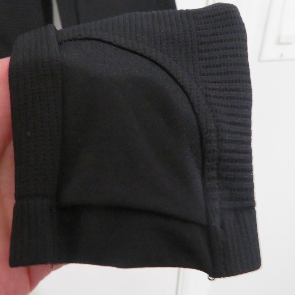 Athleta Womens Black Long Sleeve 1/4 Zip Sweatshirt - Picture 6 of 6
